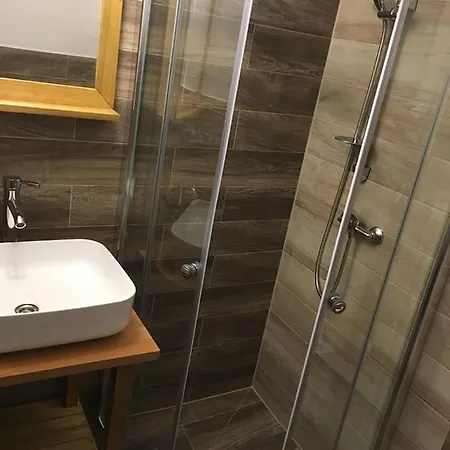 Na Skarpce Alpesi faház *